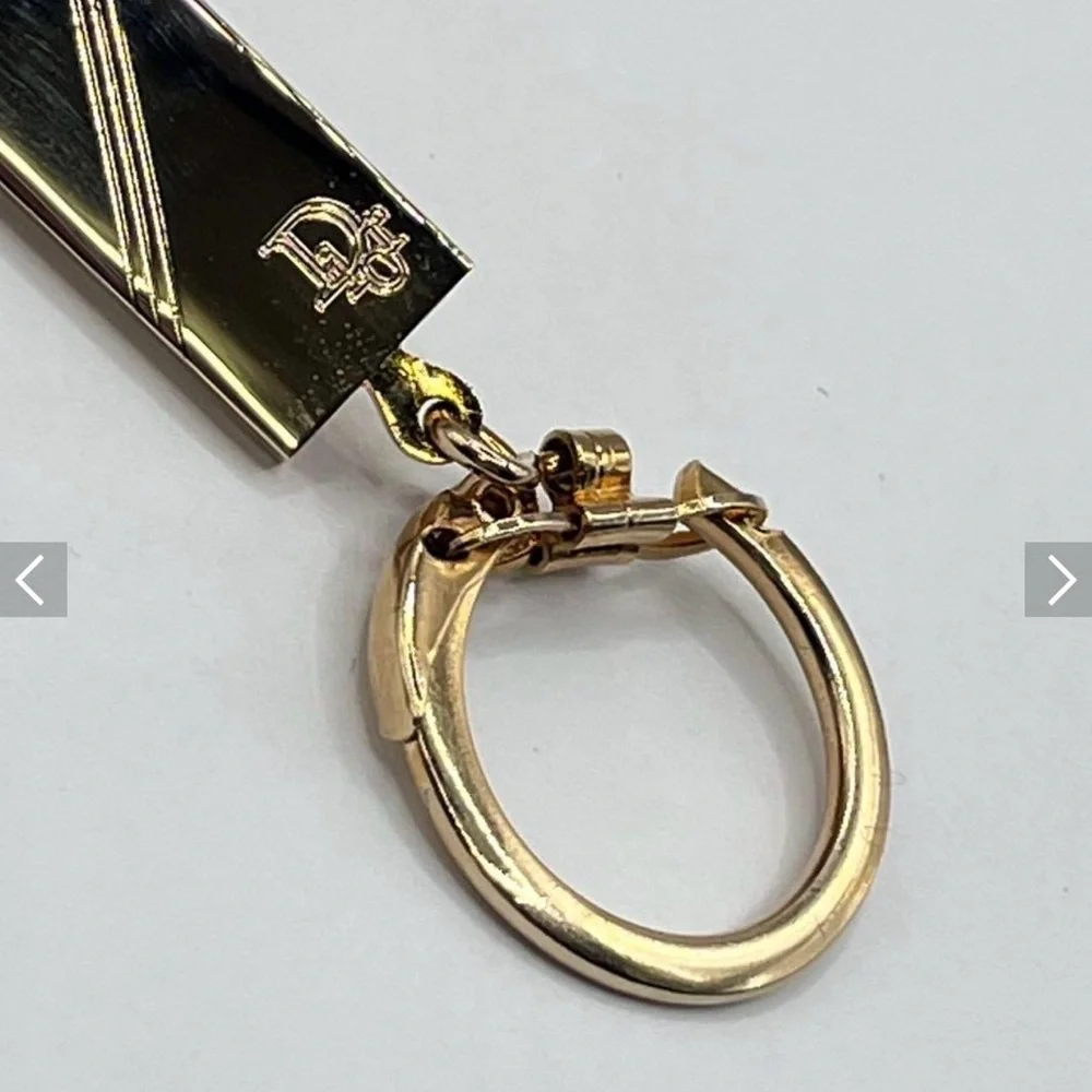 Dior Gold Keychain - Picture 3 of 7